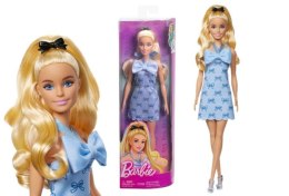 Lalka Barbie Classic Fashion w niebieskiej sukience z kokardkami i blond włosami w kucyku
